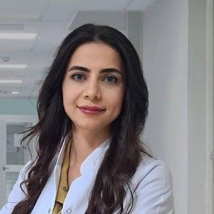 Uzm. Dr. Nil Yazar Alpay, Çocuk Sağlığı ve Hastalıkları Uzmanı